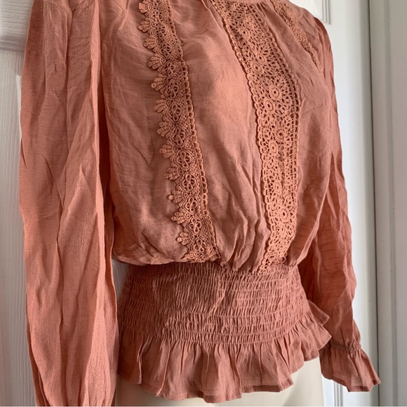 Long Sleeve Victorian Style Crochet Design Top - Picture 5 of 6